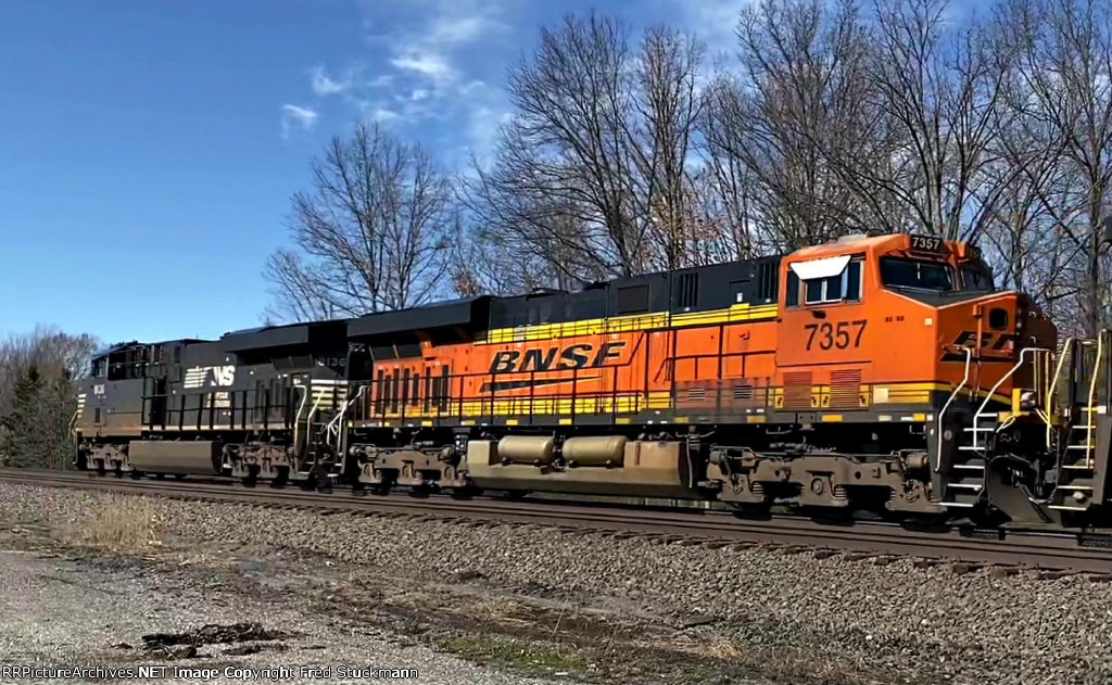 BNSF 7357